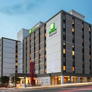 Hotel Express Nashville-downtown - Broadway By Ihg